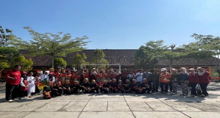 SDN Gelaran II Karangmojo Turut Semarakkan Bersih Dusun Bulu